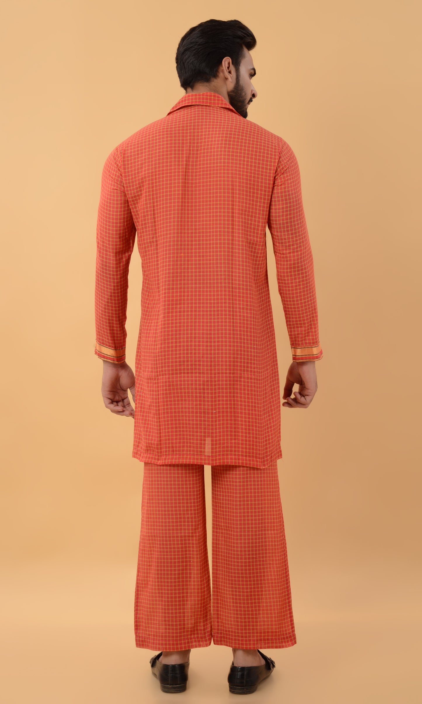 Kunbi checks kurta