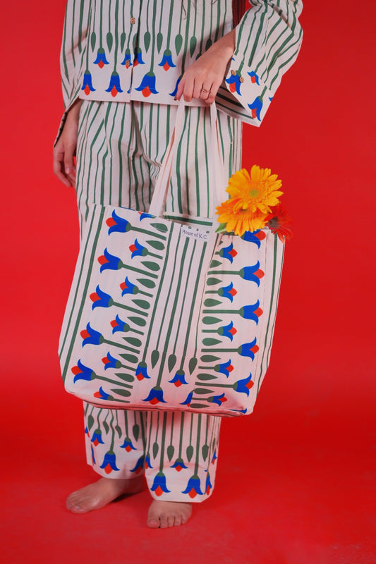 Desir tote bag